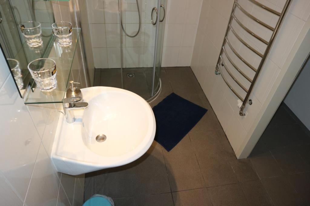 Holiday Home Roy เบอร์ลิน ภายนอก รูปภาพ