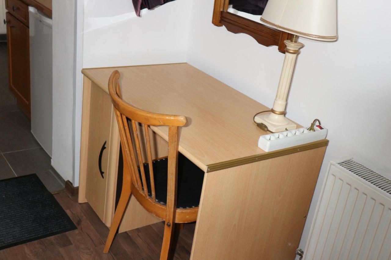 Holiday Home Roy เบอร์ลิน ภายนอก รูปภาพ