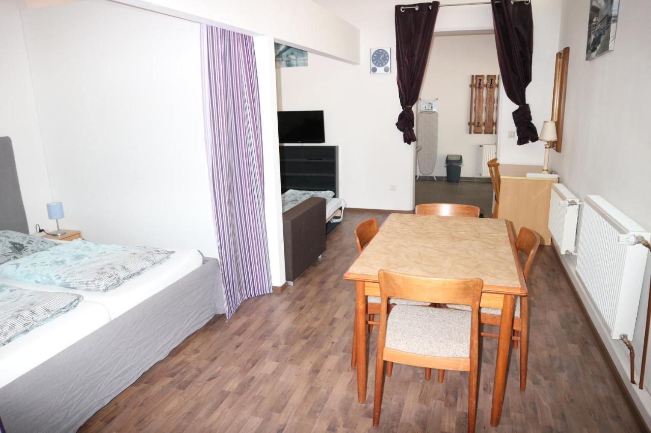 Holiday Home Roy เบอร์ลิน ภายนอก รูปภาพ